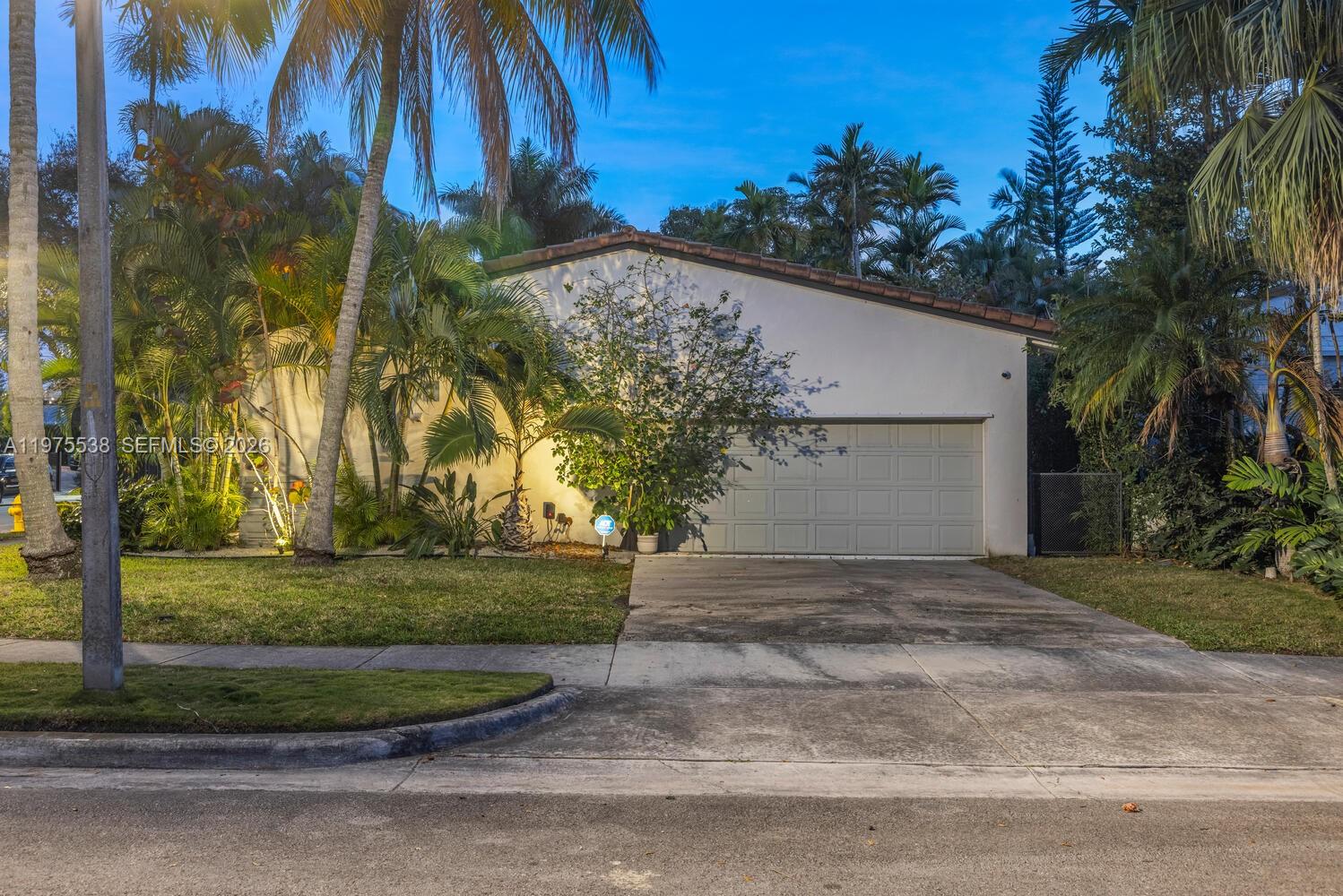 7630 NE 8th Ave Miami, FL 33138