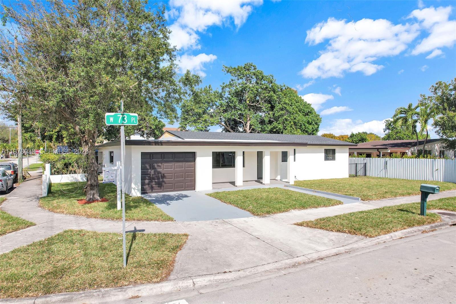695 W 73rd Pl Hialeah, FL 33014