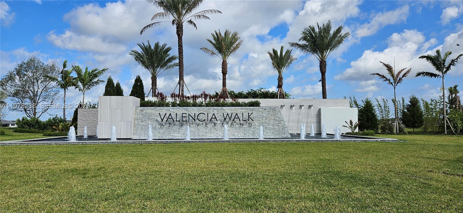 12598 SW Alongshore Dr Port St Lucie, FL 34987