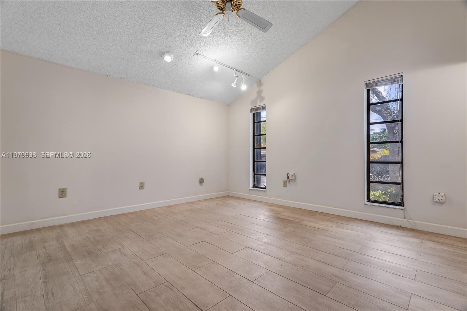 7010 SW 66th Ave #25 South Miami, FL 33143