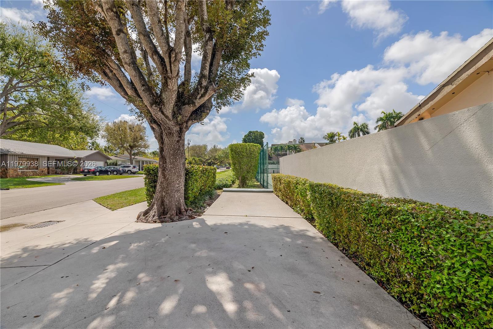 7010 SW 66th Ave #25 South Miami, FL 33143