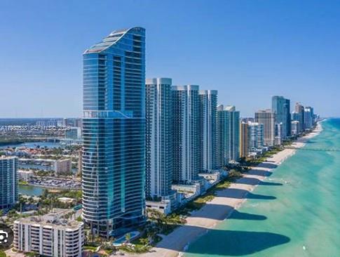 220 Kings Pt Dr #106 Sunny Isles Beach, FL 33160