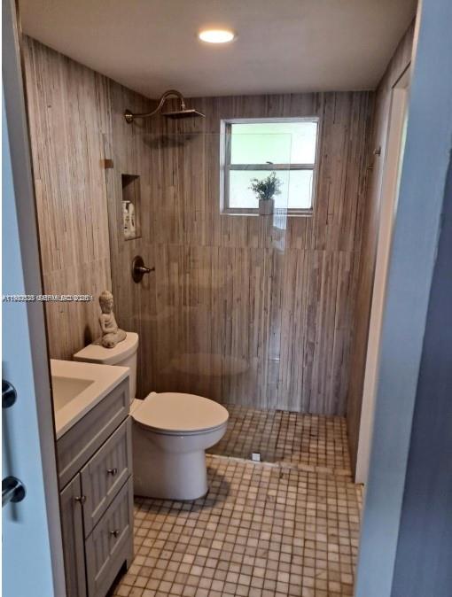 220 Kings Pt Dr #106 Sunny Isles Beach, FL 33160