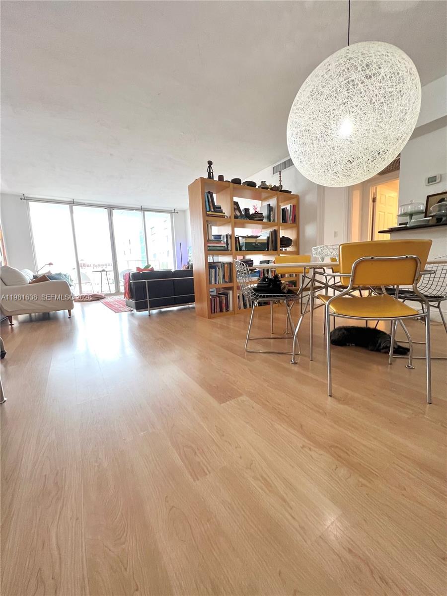 10350 W Bay Hbr Dr #7N Bay Harbor Islands, FL 33154