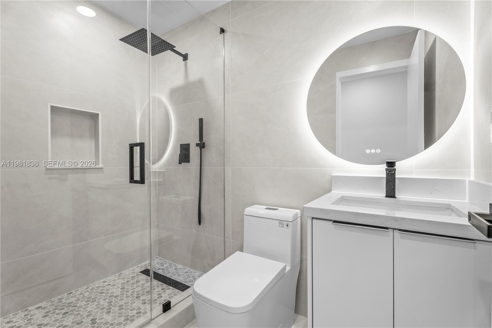 11660 Canal Dr North Miami, FL 33181