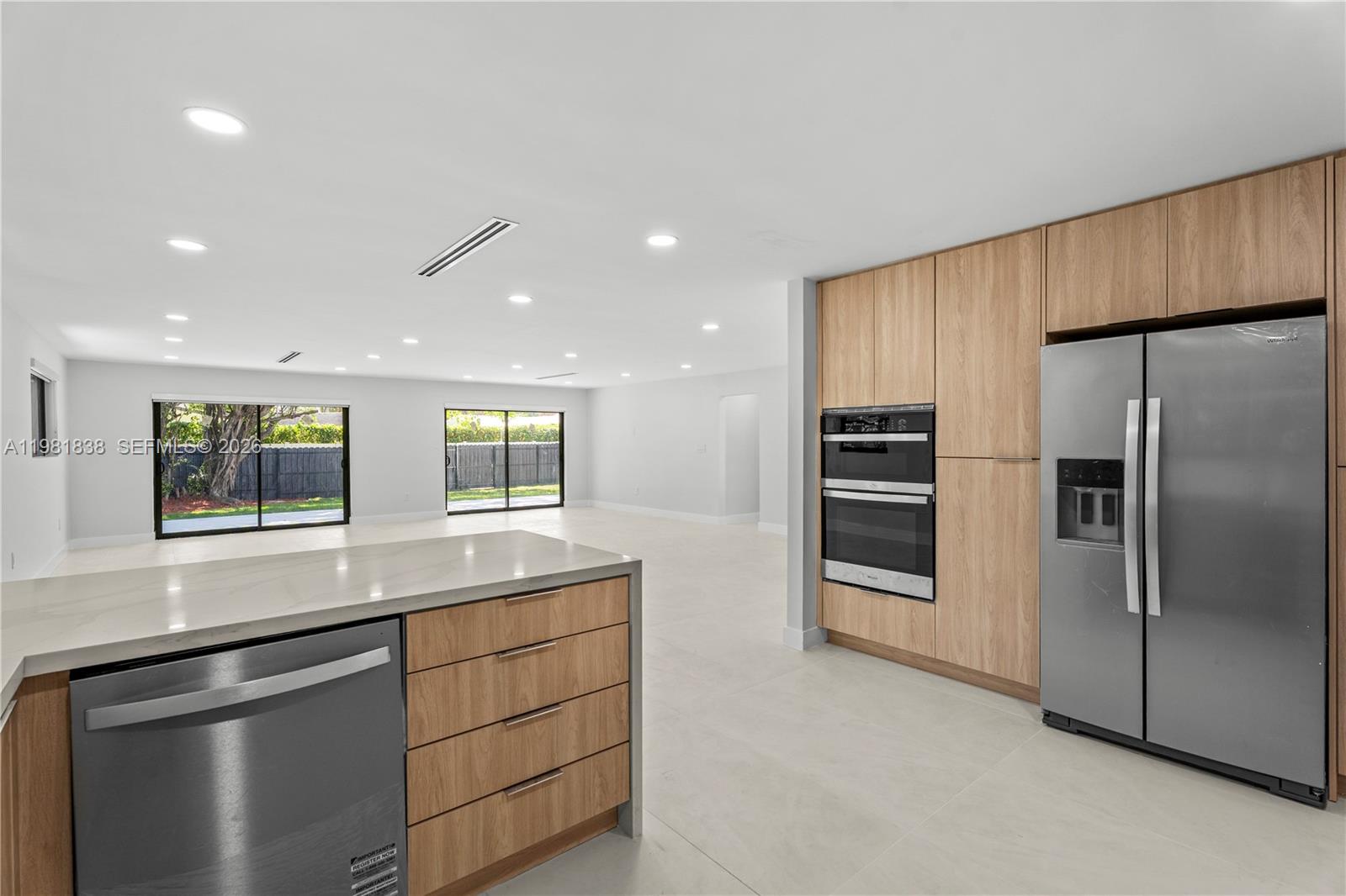 11660 Canal Dr North Miami, FL 33181