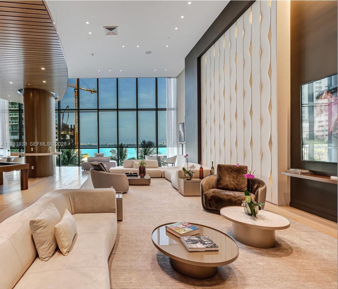 460 NE 28th St #3301 Miami, FL 33137