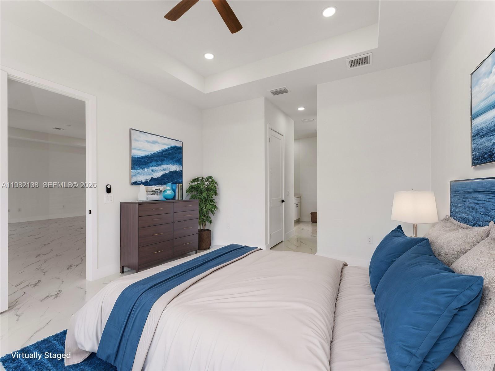 2220 NE 9th Pl Cape Coral, FL 33909