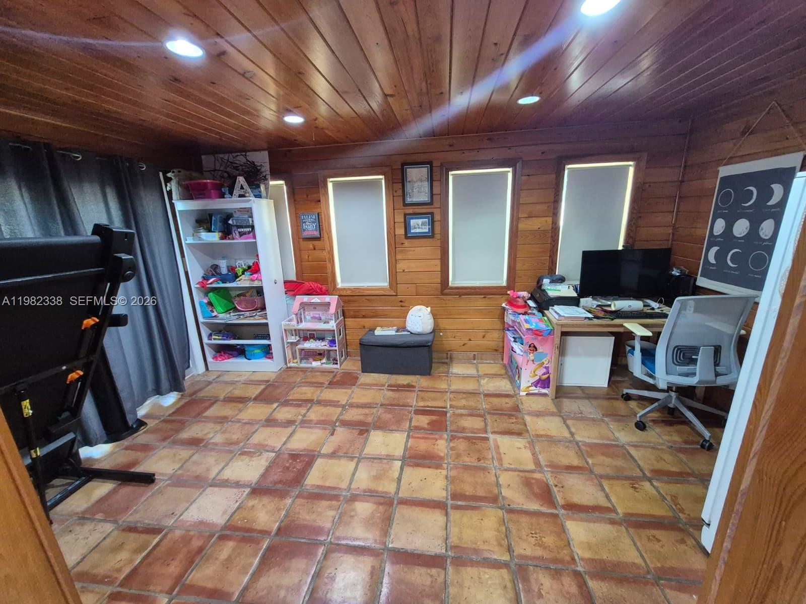 14530 SW 110th St Miami, FL 33186