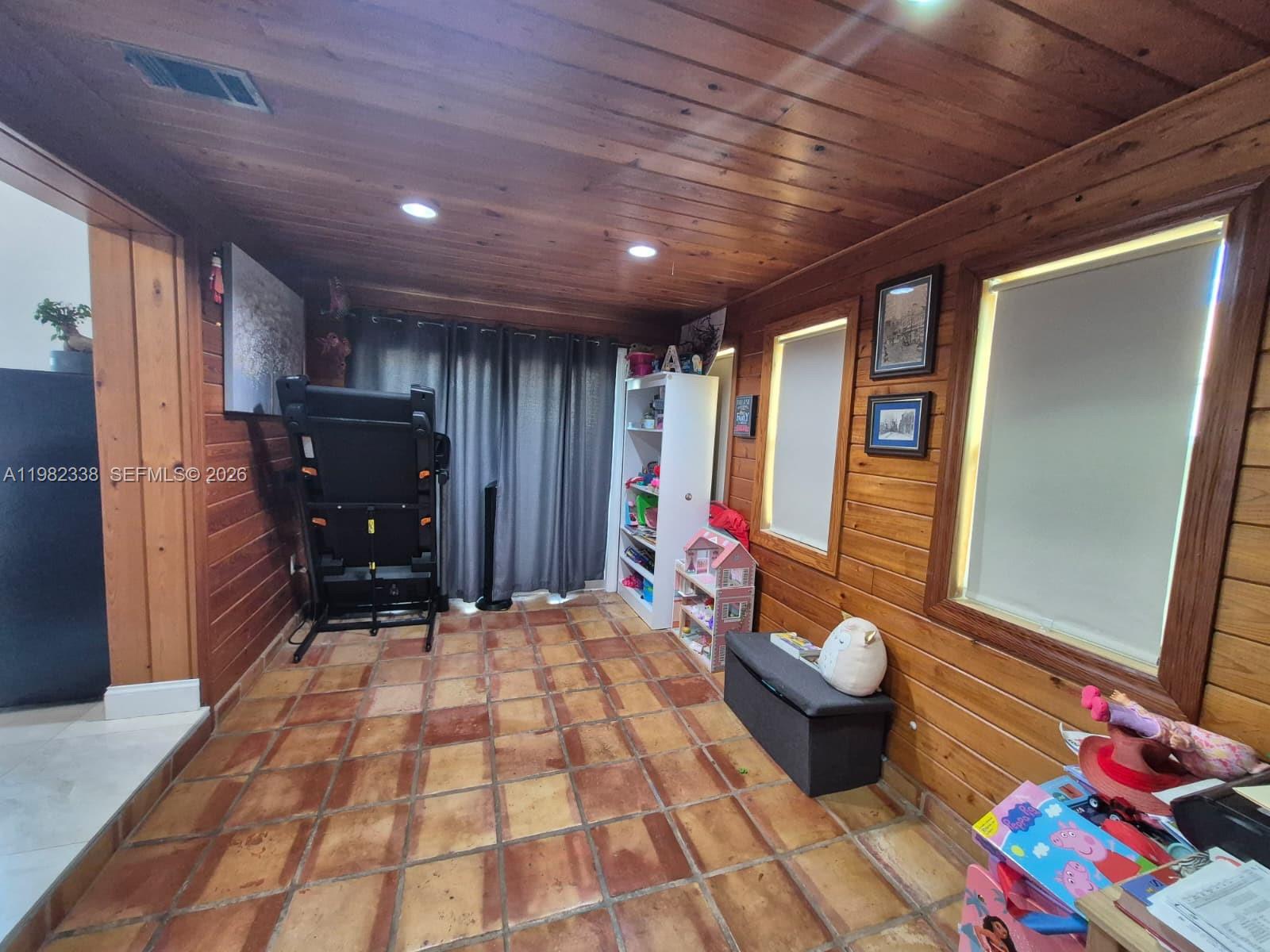 14530 SW 110th St Miami, FL 33186