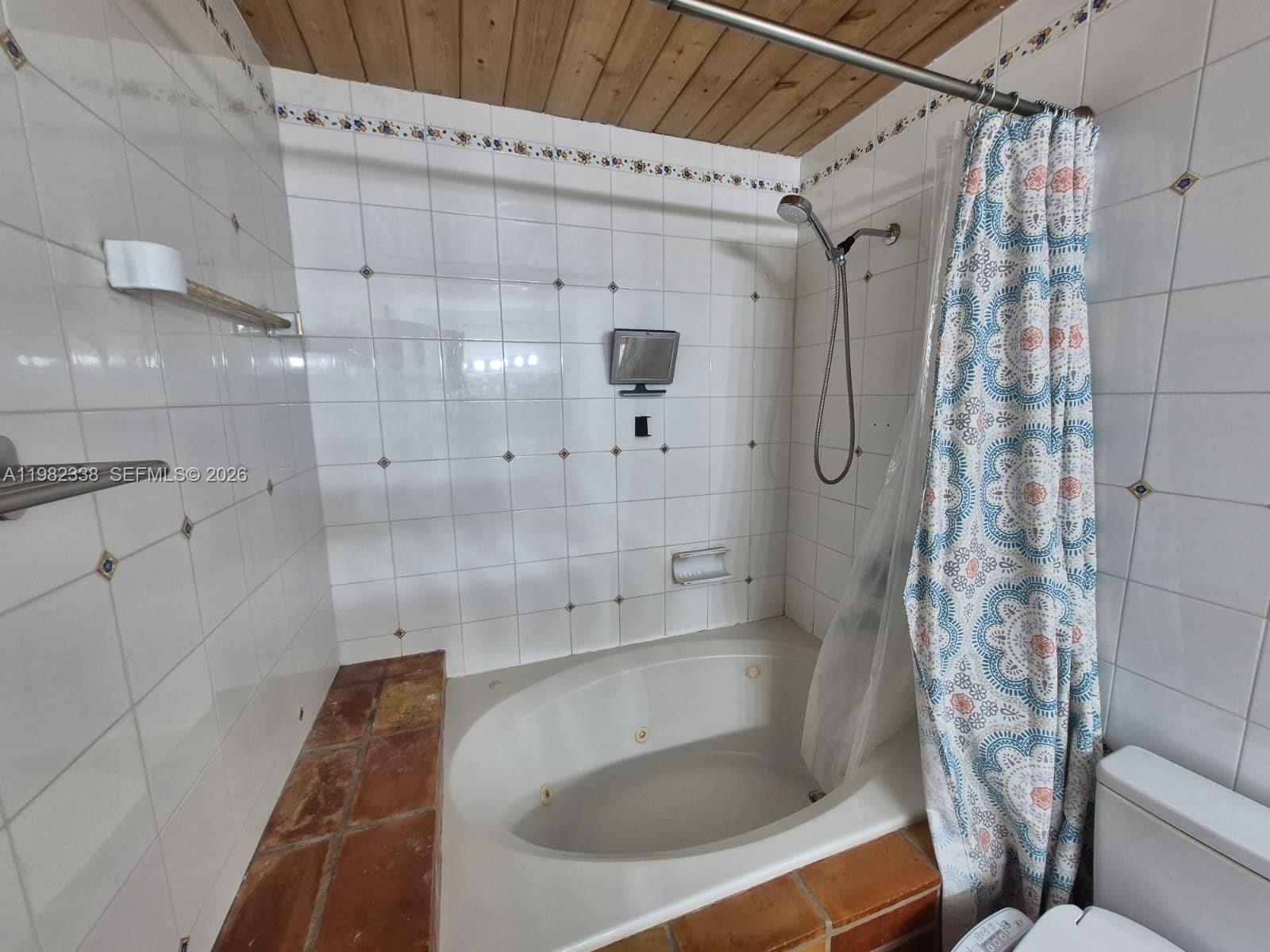 14530 SW 110th St Miami, FL 33186