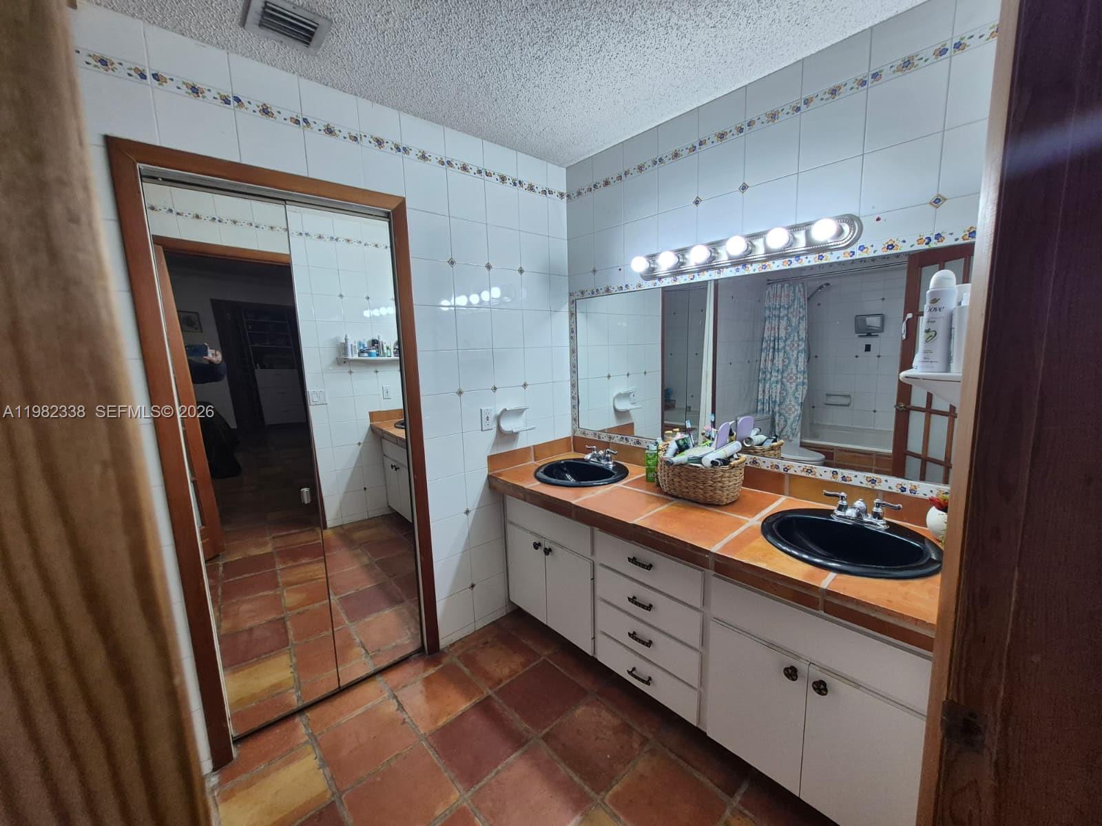 14530 SW 110th St Miami, FL 33186