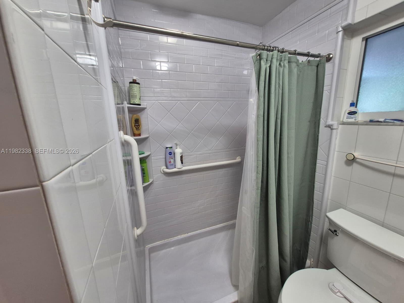 14530 SW 110th St Miami, FL 33186