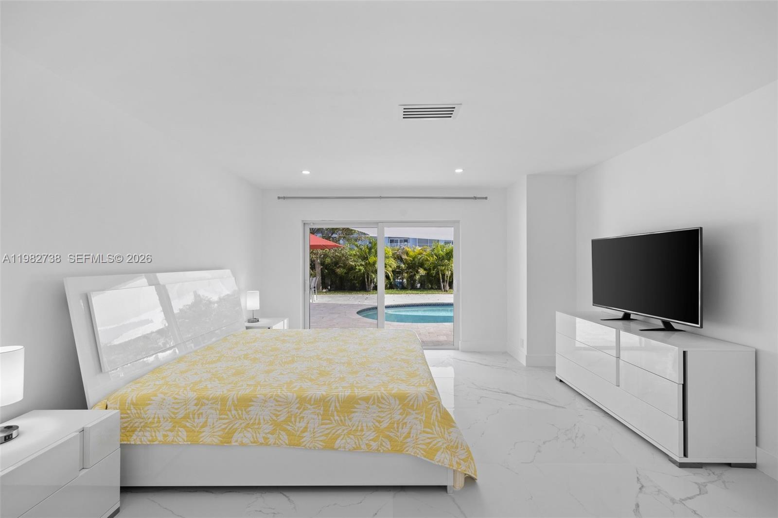 2816 NE 35th St Fort Lauderdale, FL 33306