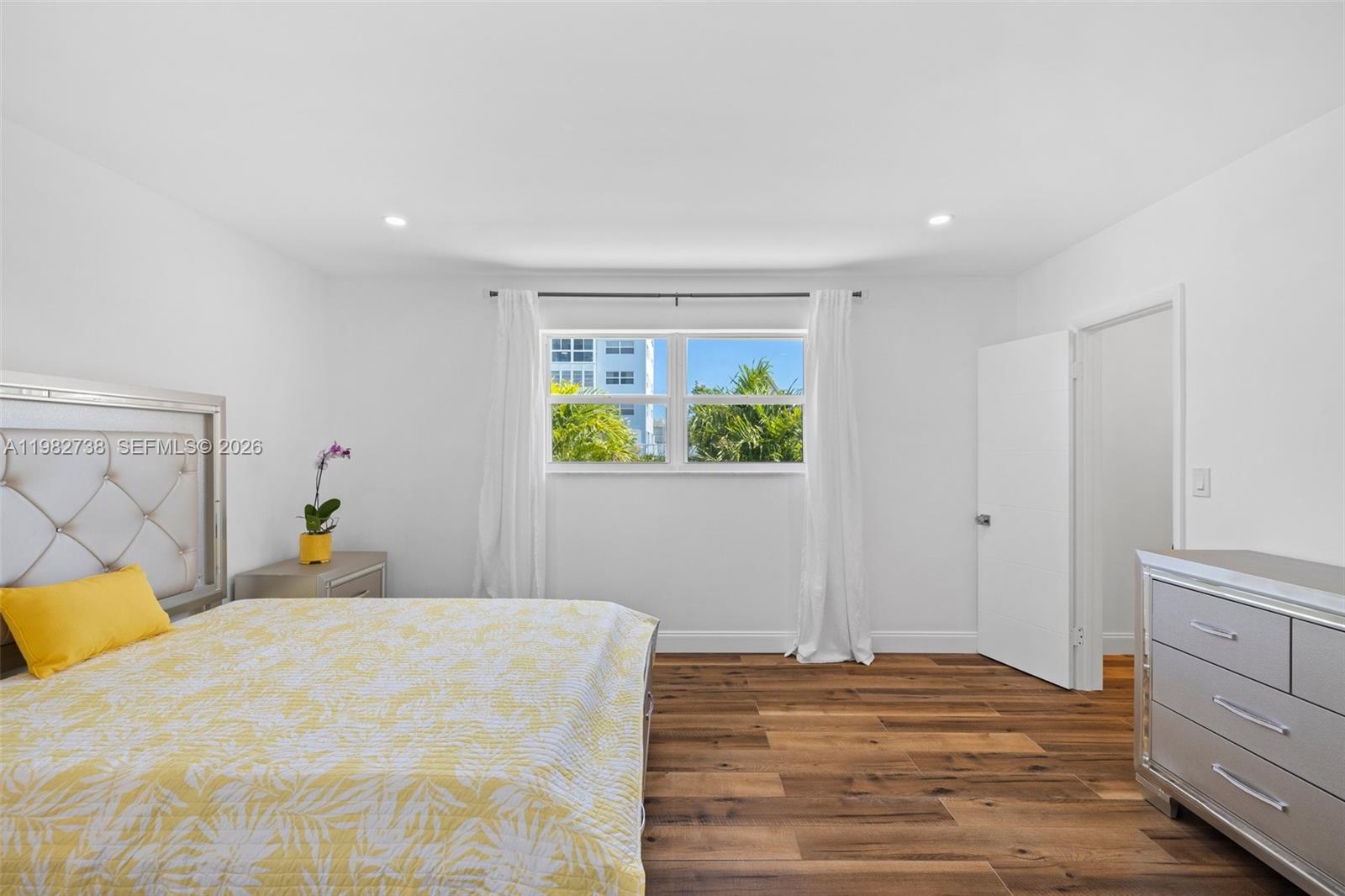 2816 NE 35th St Fort Lauderdale, FL 33306