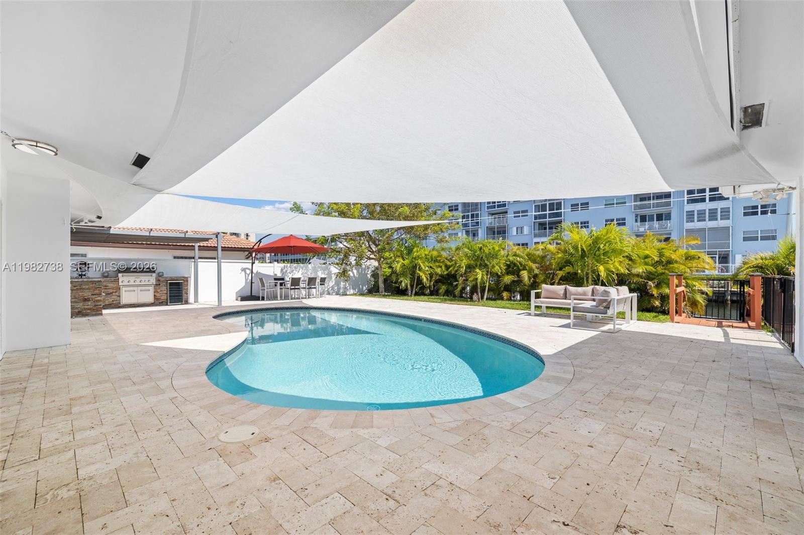 2816 NE 35th St Fort Lauderdale, FL 33306