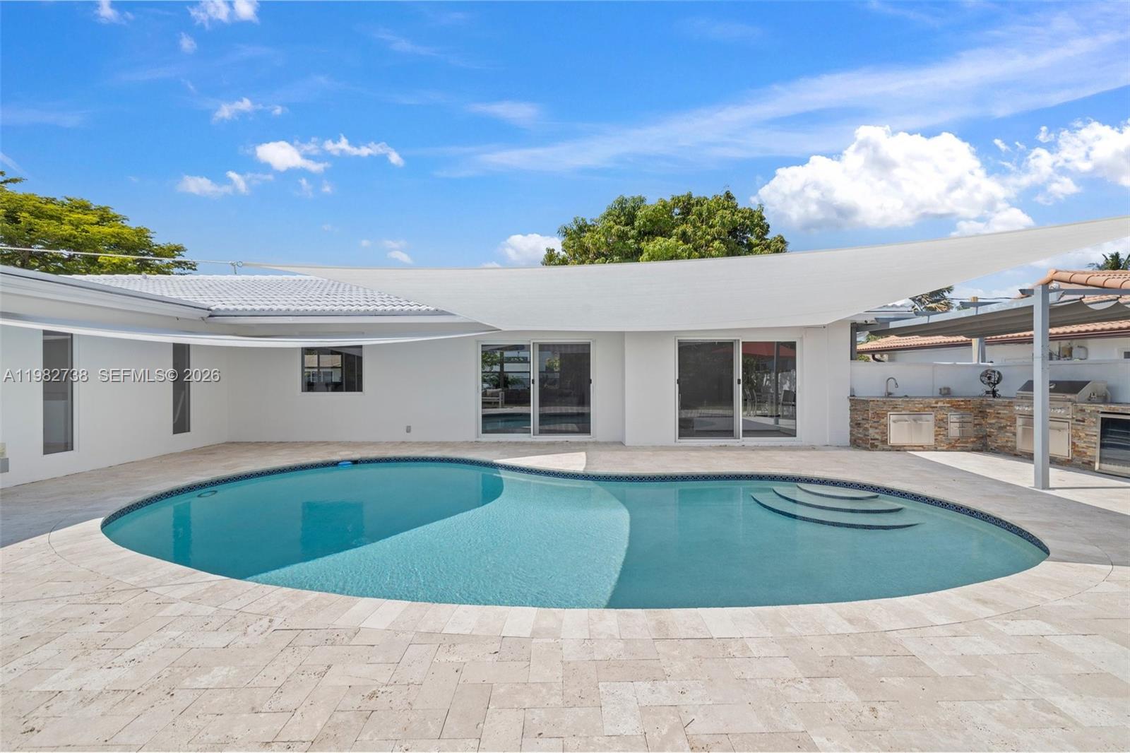 2816 NE 35th St Fort Lauderdale, FL 33306