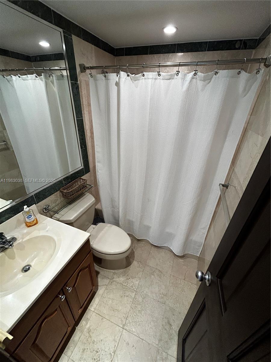 201 178th Dr #434 Sunny Isles Beach, FL 33160