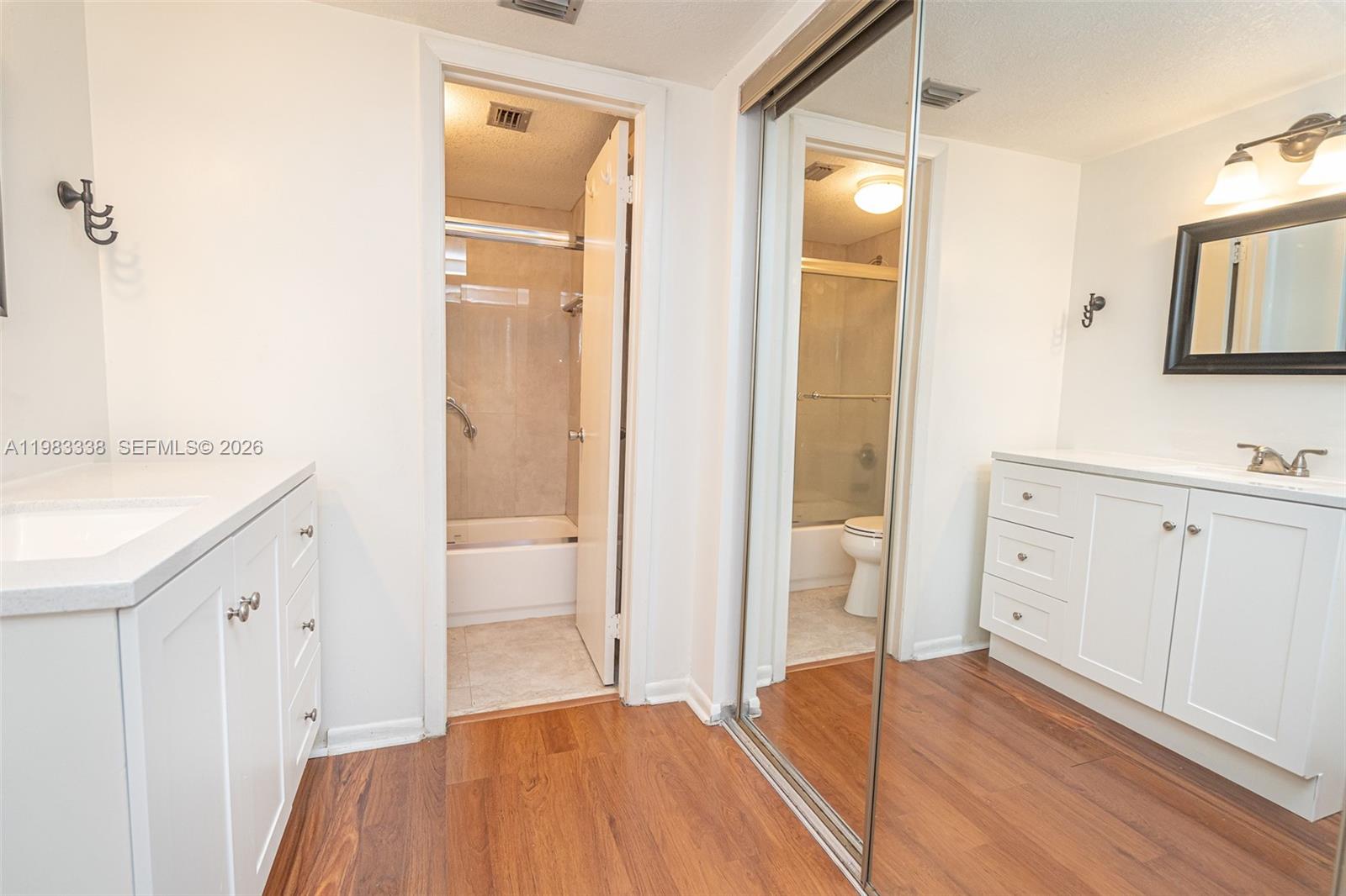 1000 Colony Pt Cir #203 Pembroke Pines, FL 33026