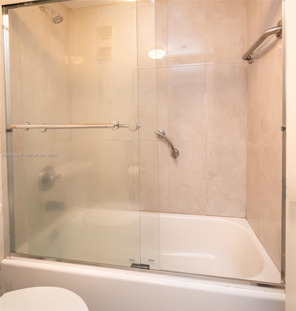 1000 Colony Pt Cir #203 Pembroke Pines, FL 33026