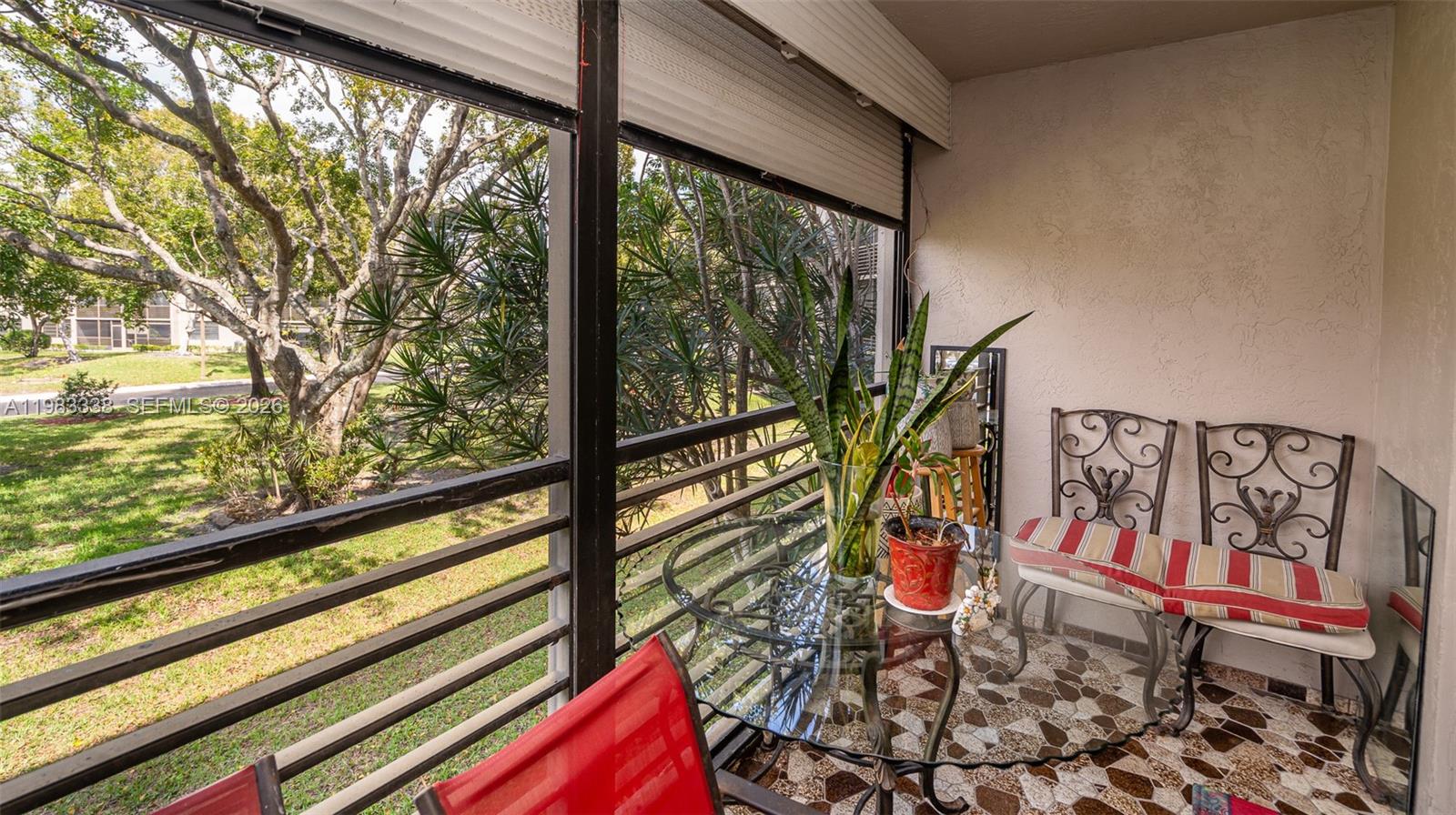 1000 Colony Pt Cir #203 Pembroke Pines, FL 33026