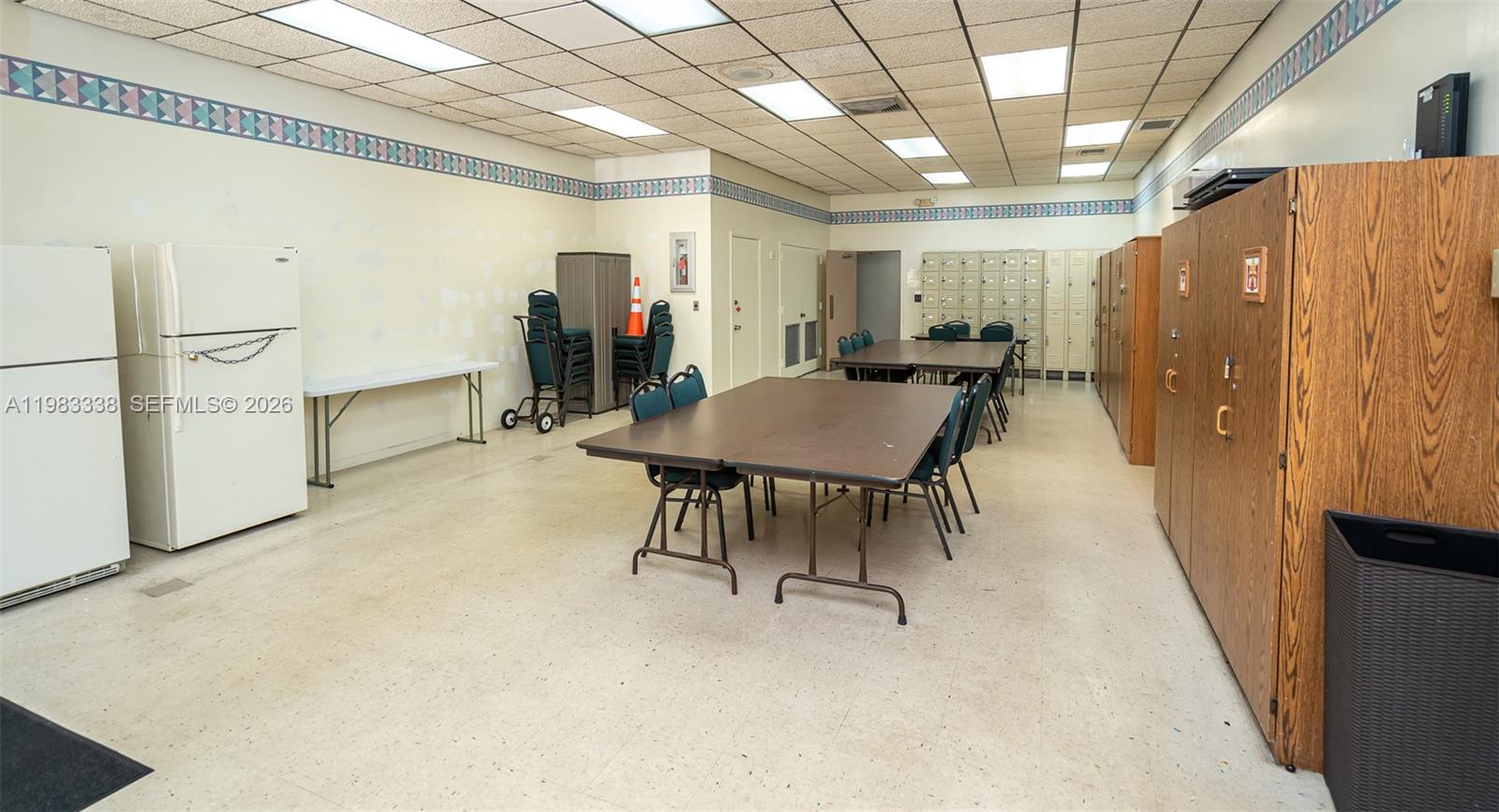 1000 Colony Pt Cir #203 Pembroke Pines, FL 33026