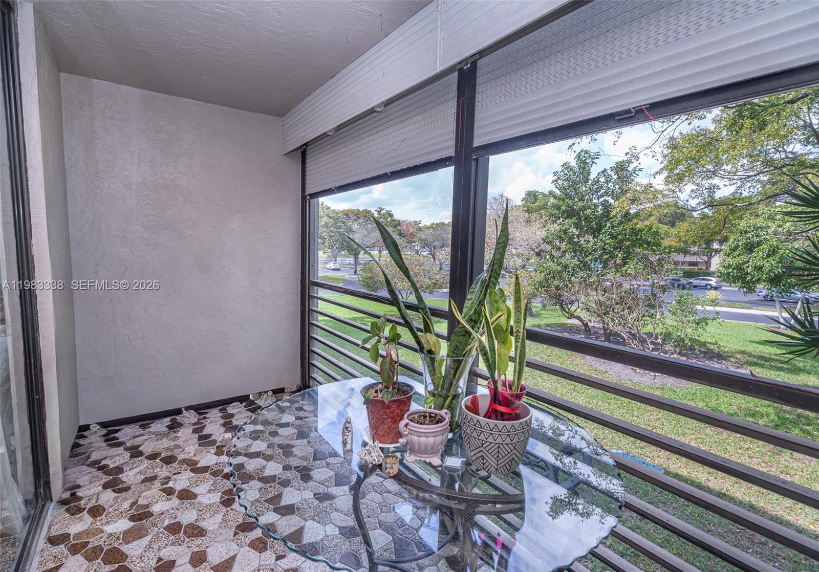 1000 Colony Pt Cir #203 Pembroke Pines, FL 33026