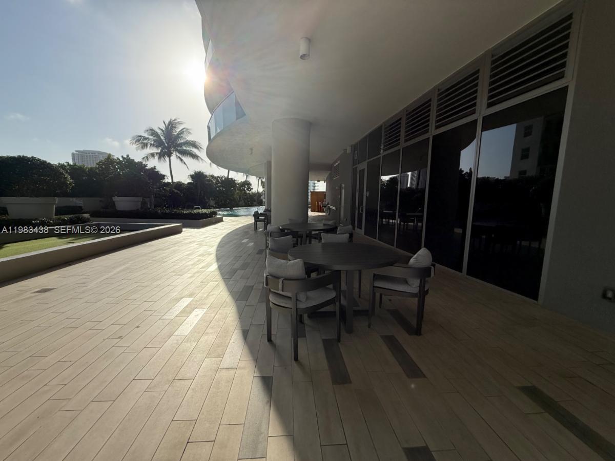 image Aria on the Bay41