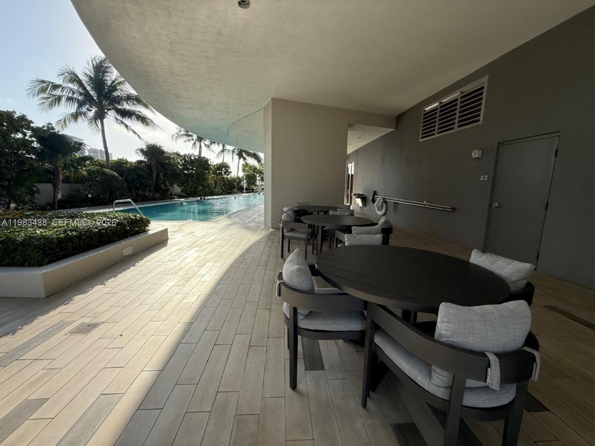 image Aria on the Bay42