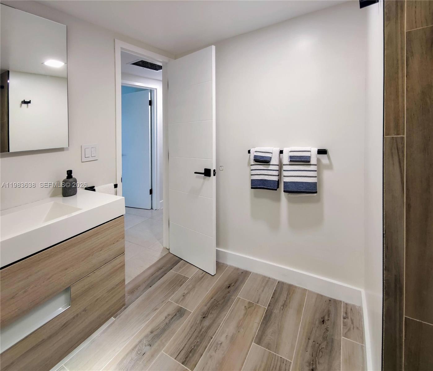 1500 Bay Rd #330S Miami Beach, FL 33139