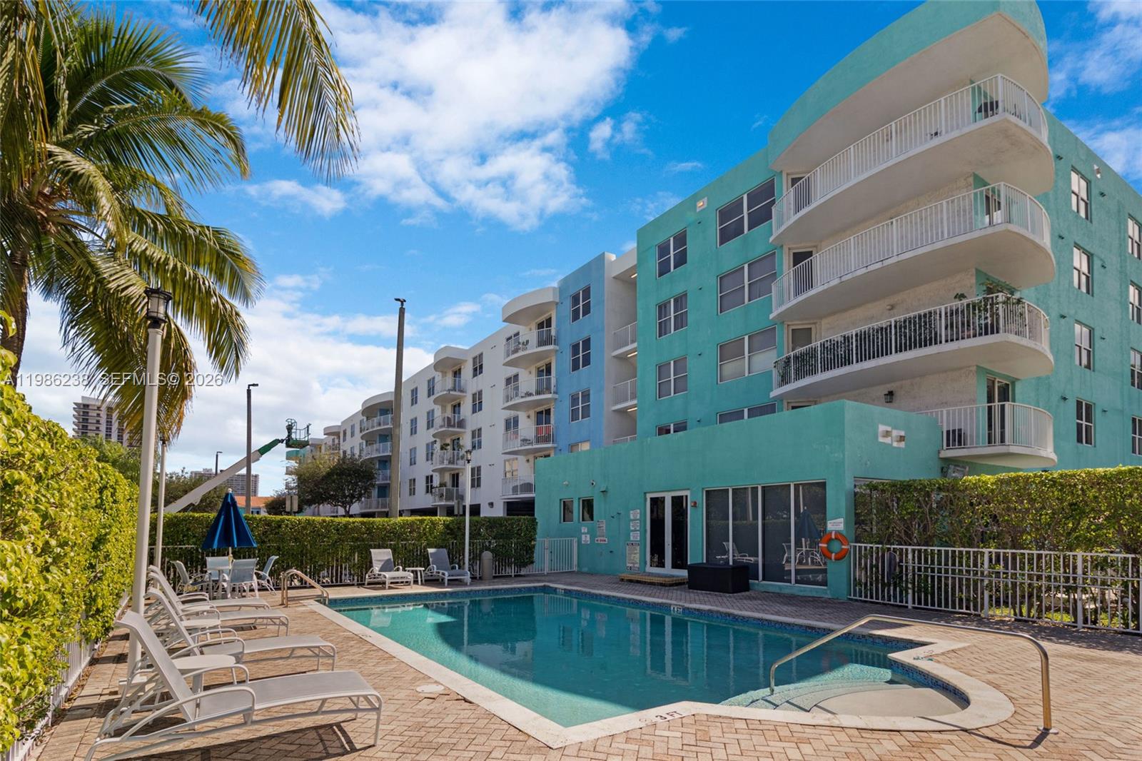 1555 N Treasure Dr #205 North Bay Village, FL 33141