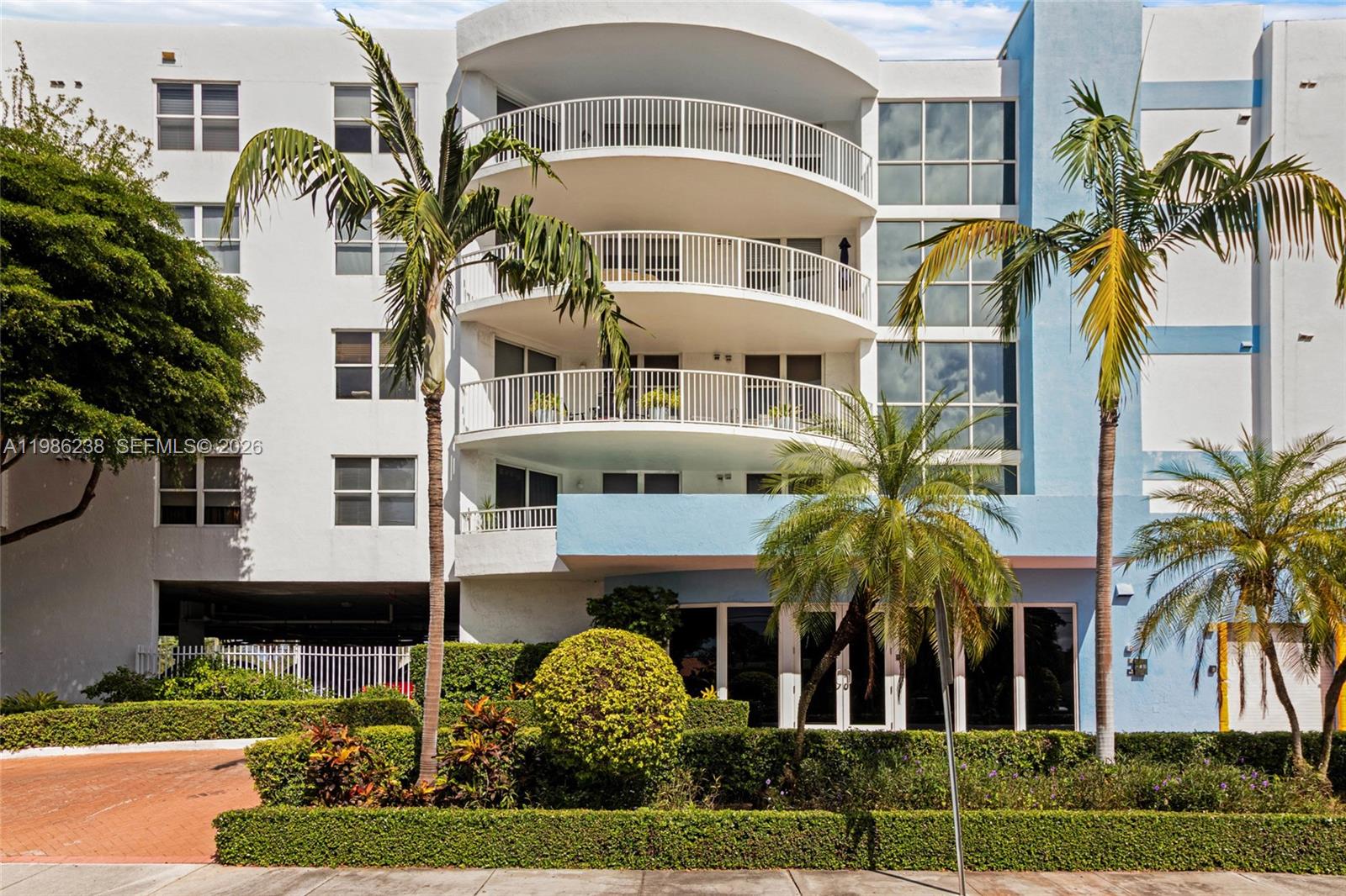 1555 N Treasure Dr #205 North Bay Village, FL 33141