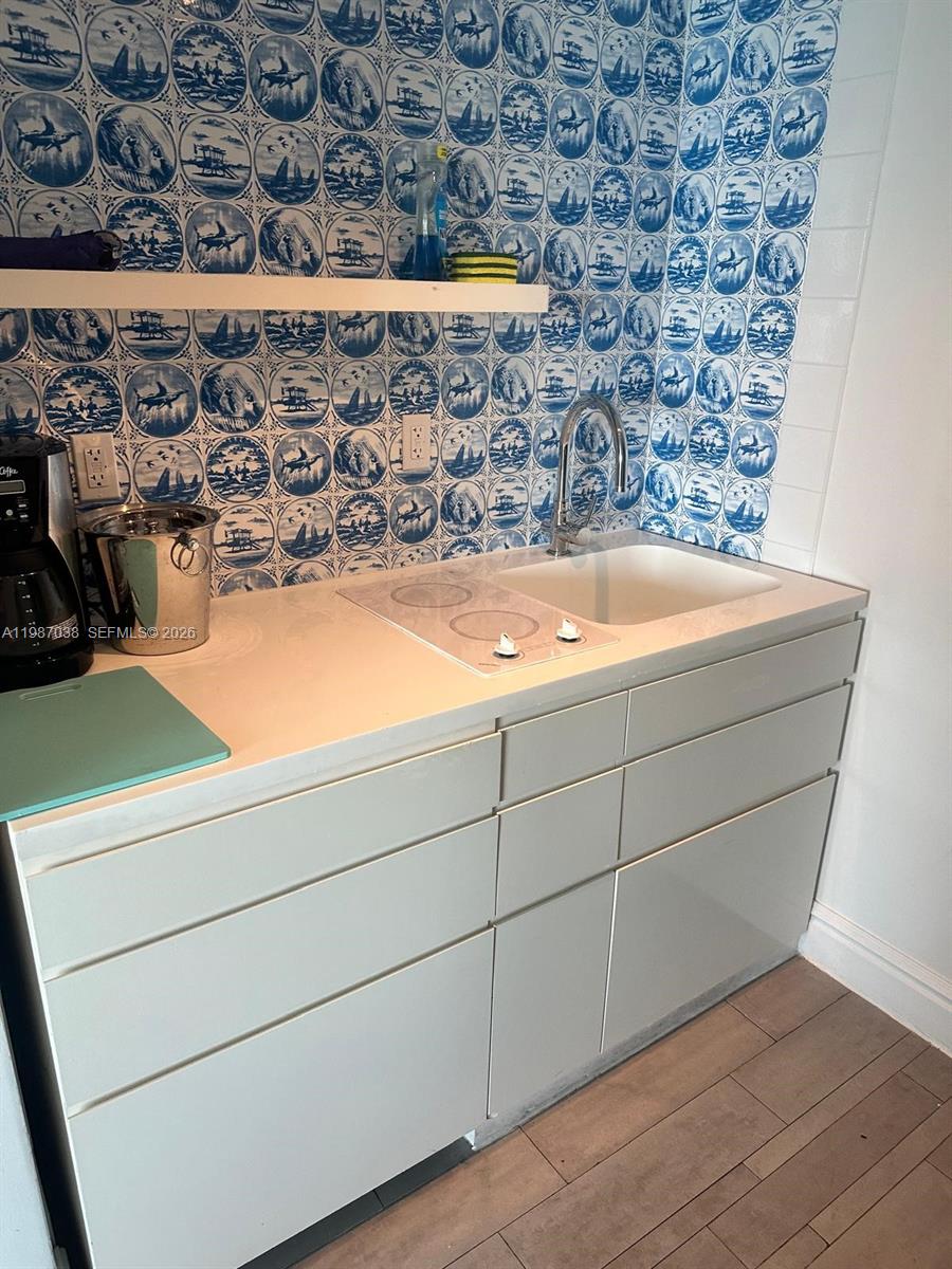 1100 West Ave #1606 Miami Beach, FL 33139