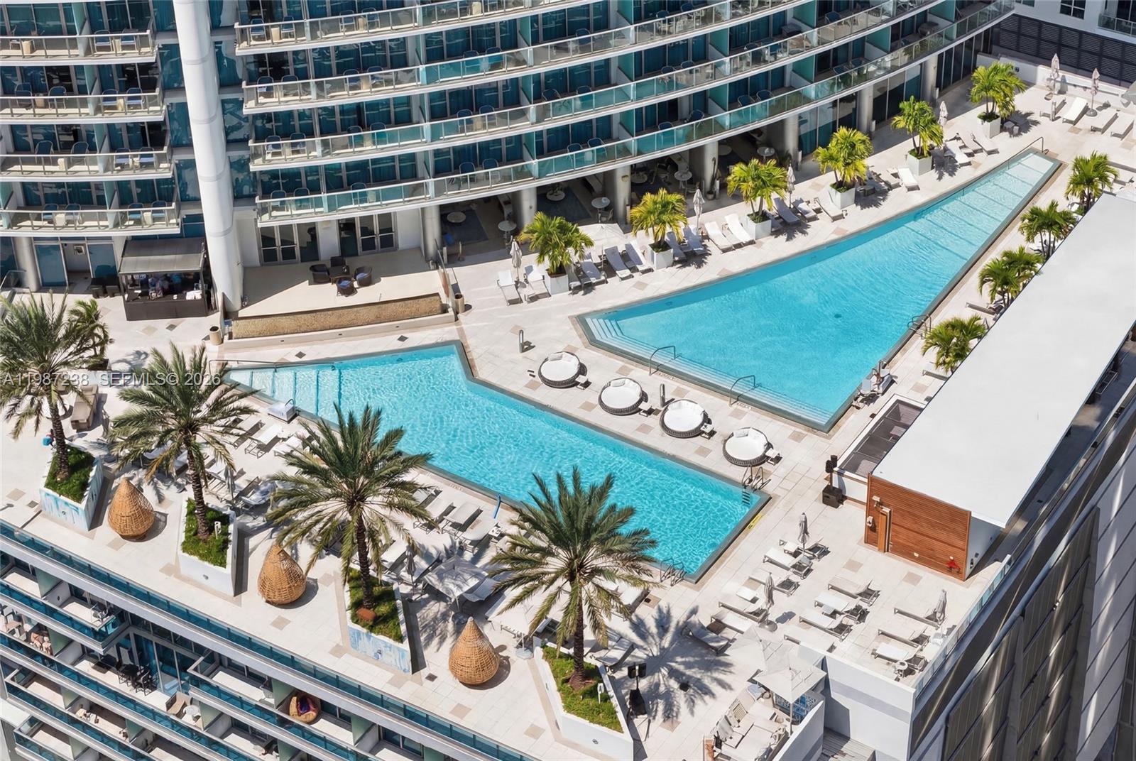 200 Biscayne Blvd Way #5010 Miami, FL 33131