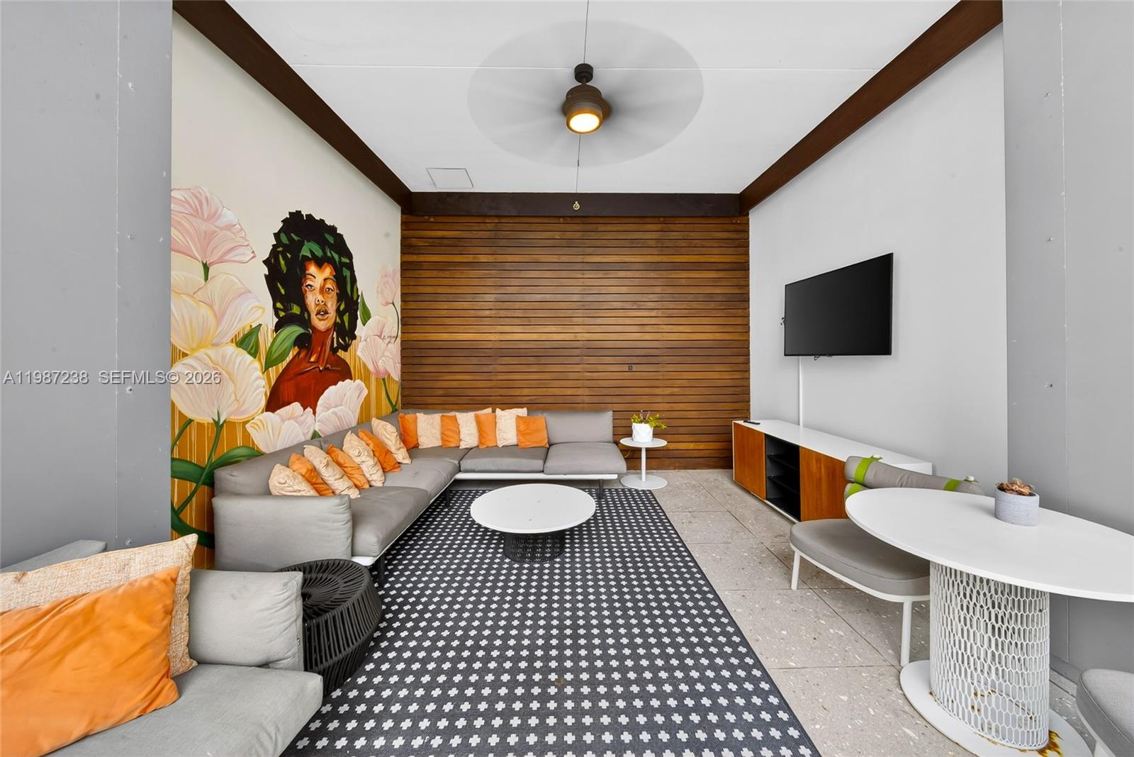 200 Biscayne Blvd Way #5010 Miami, FL 33131