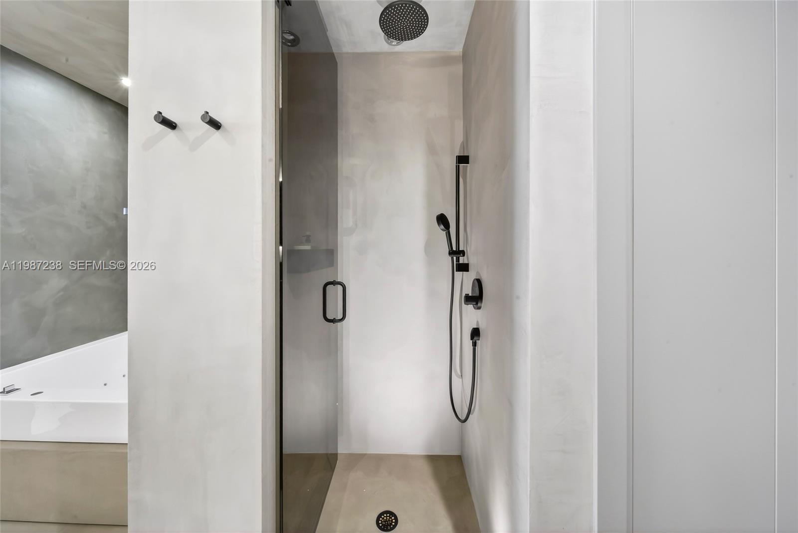 200 Biscayne Blvd Way #5010 Miami, FL 33131