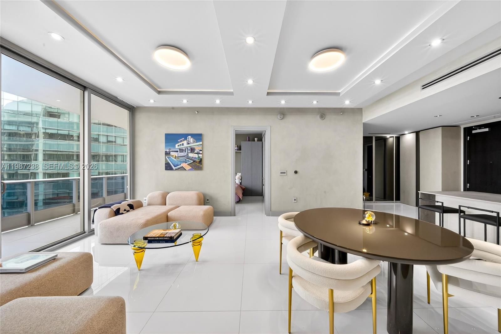 200 Biscayne Blvd Way #5010 Miami, FL 33131