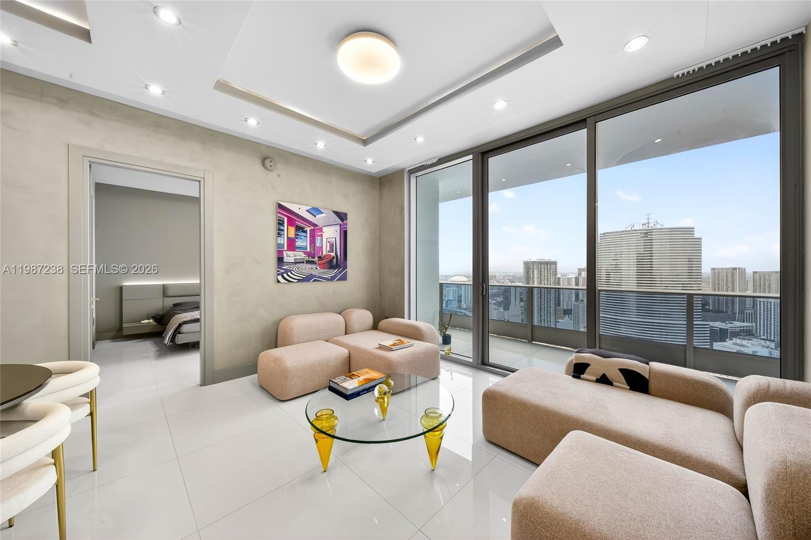 200 Biscayne Blvd Way #5010 Miami, FL 33131