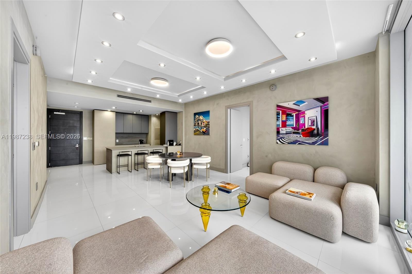 200 Biscayne Blvd Way #5010 Miami, FL 33131