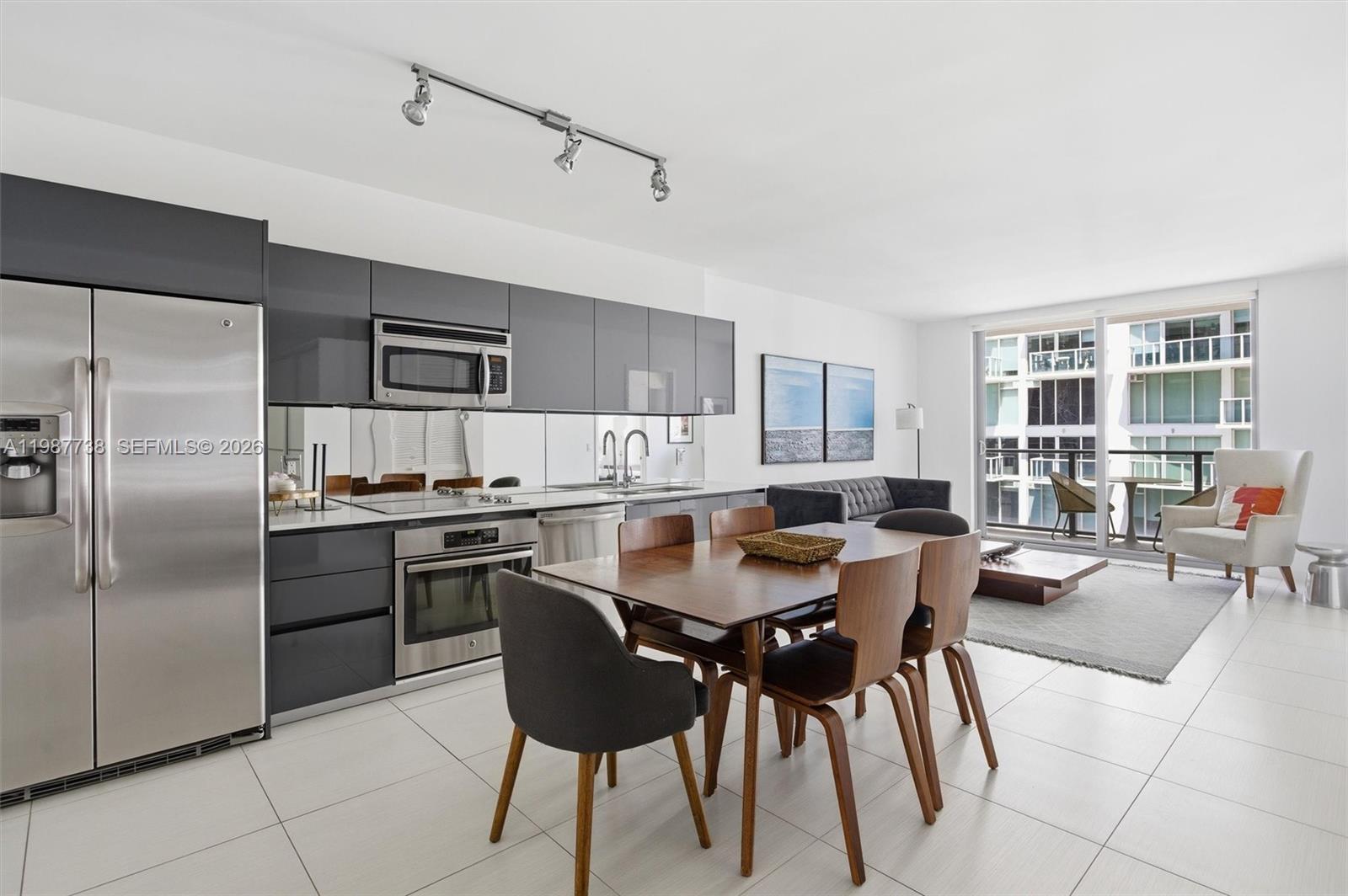 31 SE 6th St #2504 Miami, FL 33131