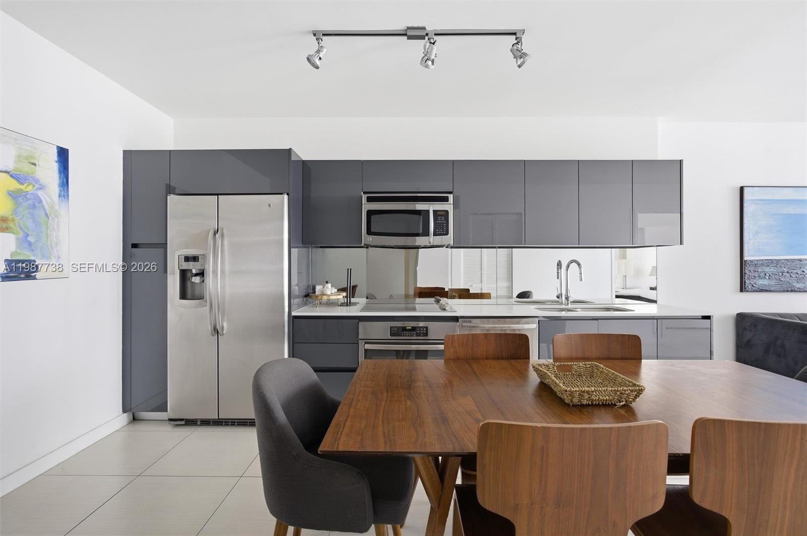 31 SE 6th St #2504 Miami, FL 33131