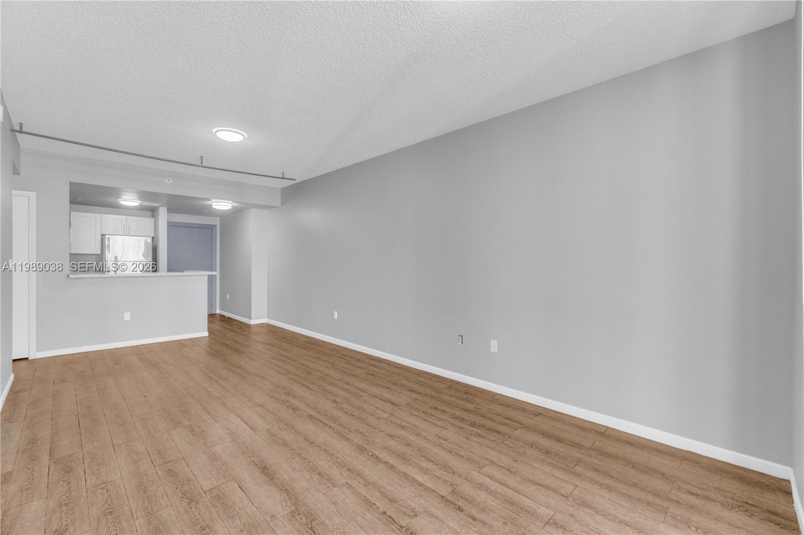 185 SE 14th Ter #1611 Miami, FL 33131