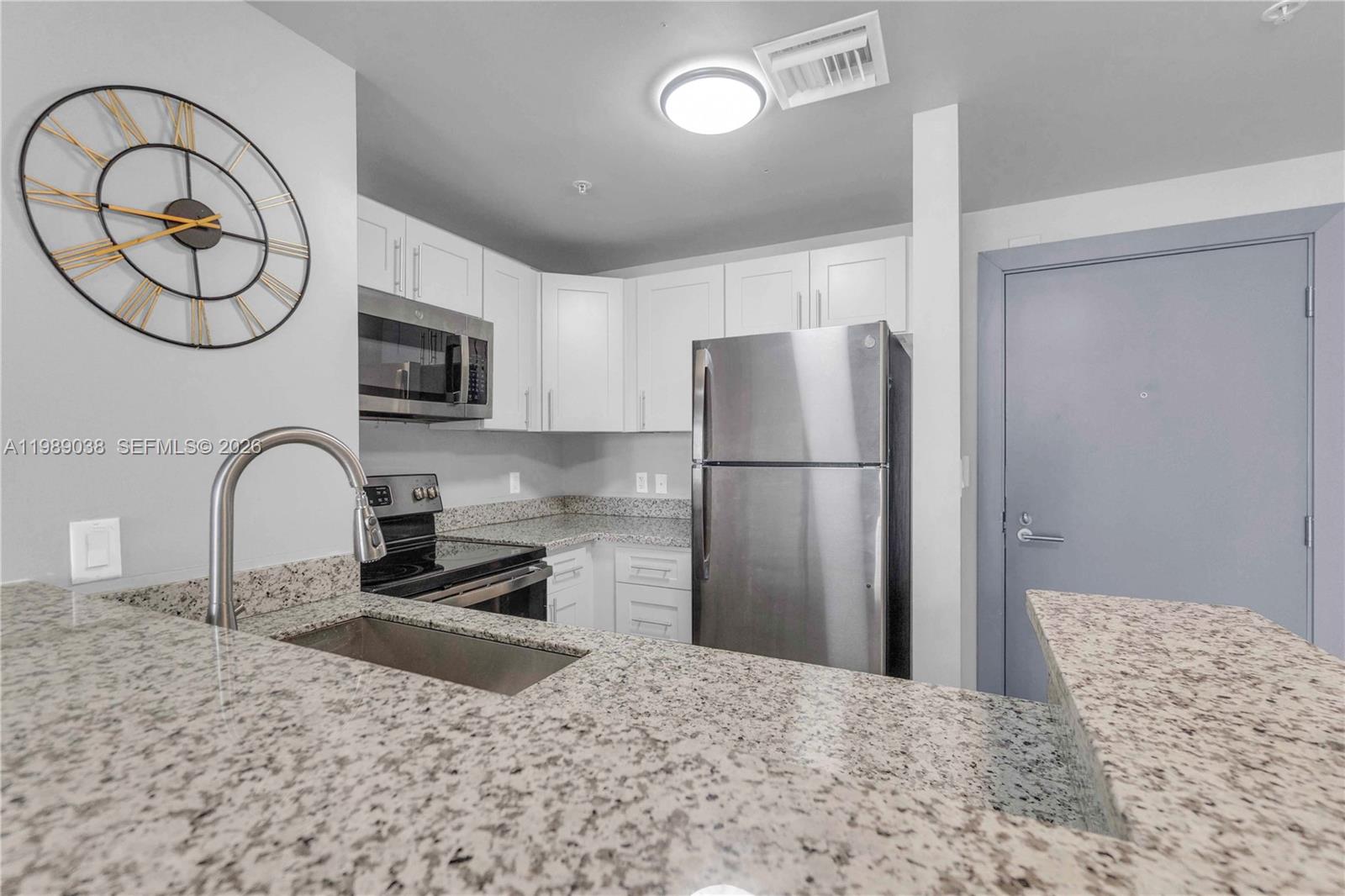 185 SE 14th Ter #1611 Miami, FL 33131