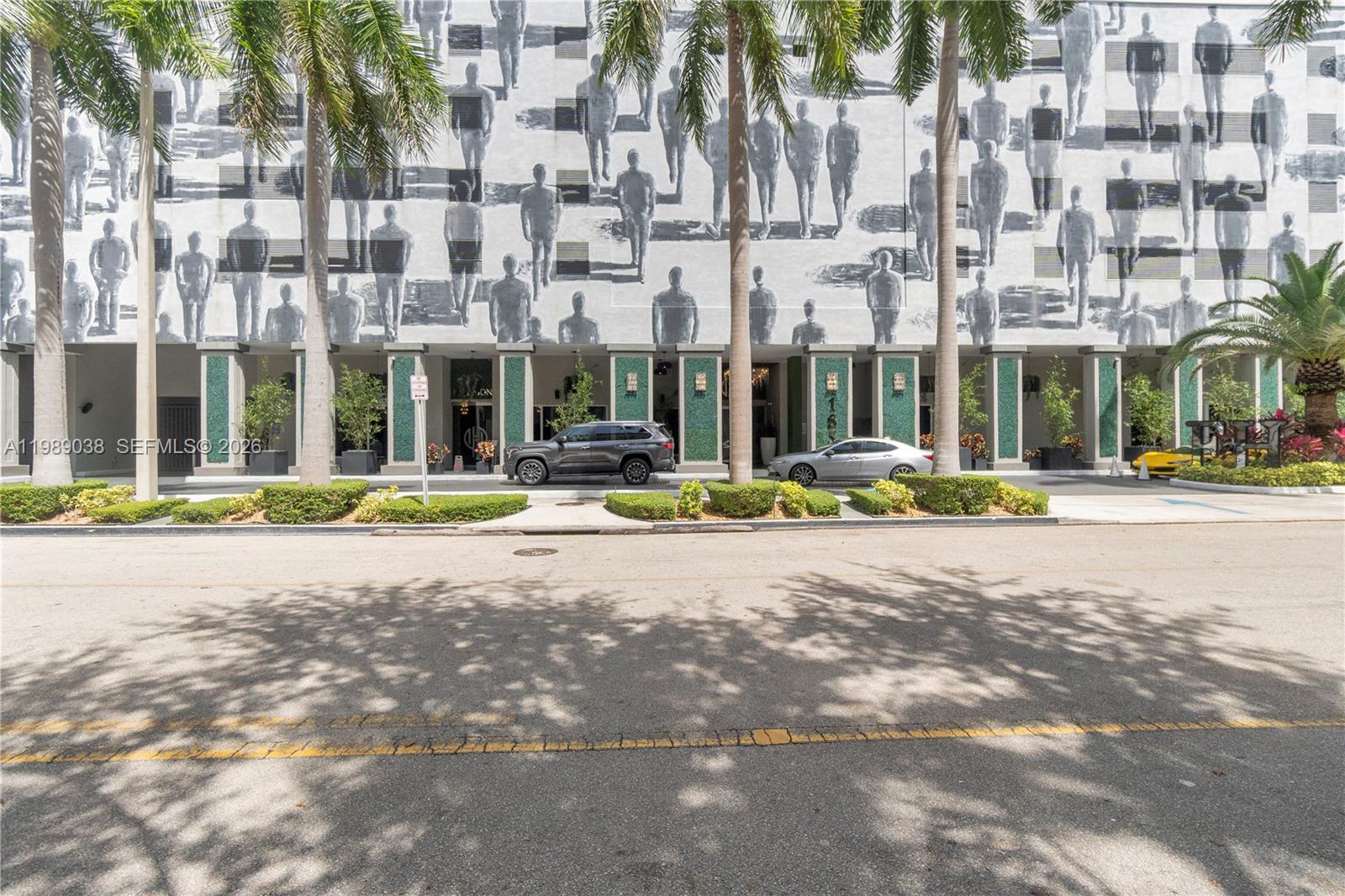 185 SE 14th Ter #1611 Miami, FL 33131