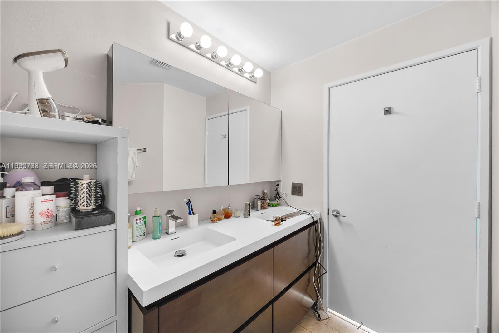 image Axis on Brickell South22