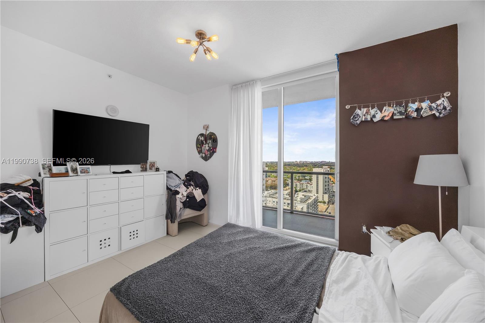 image Axis on Brickell South25