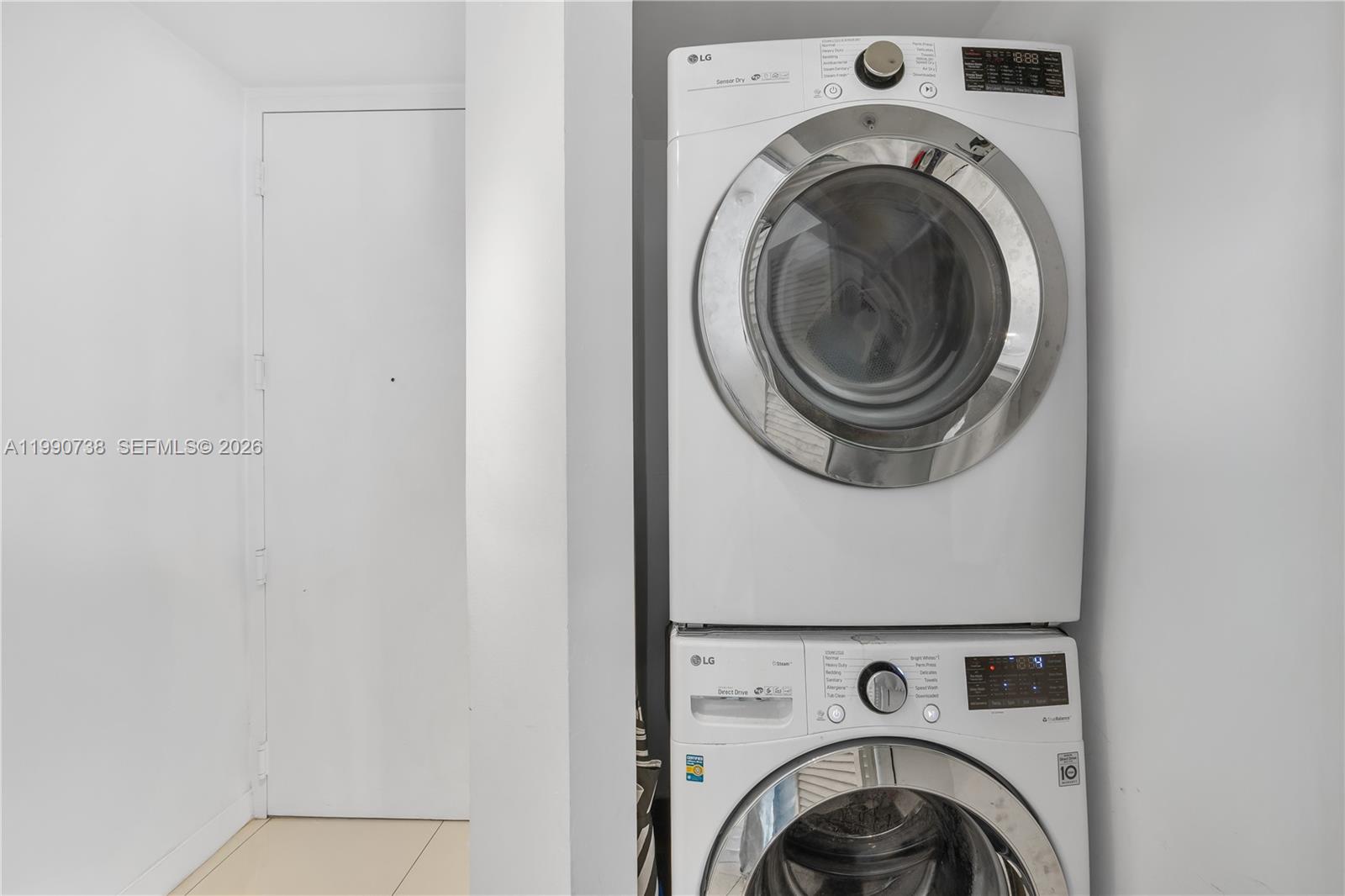 image Axis on Brickell South6