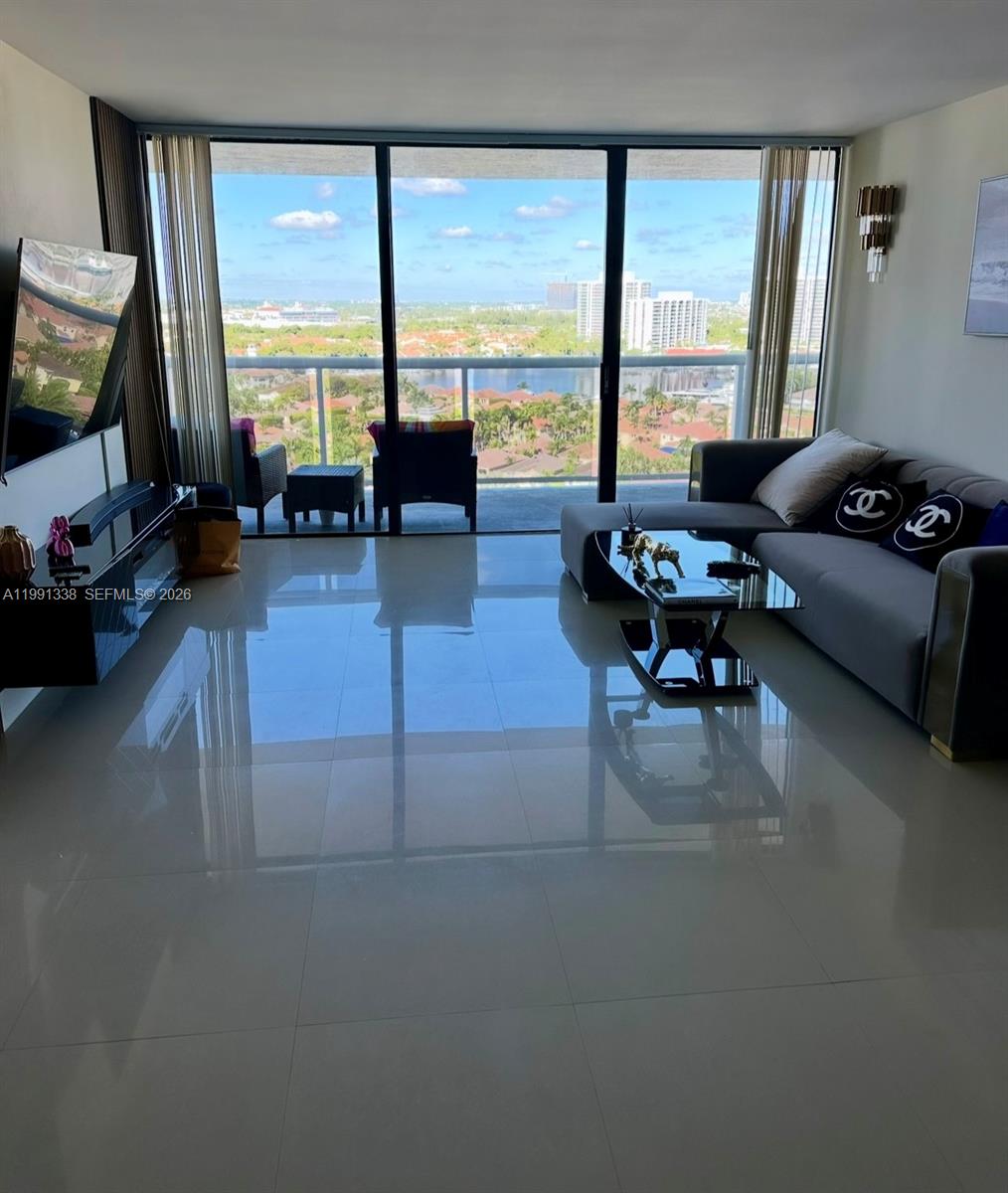 20505 E Country Clb Dr #1739 Aventura, FL 33180