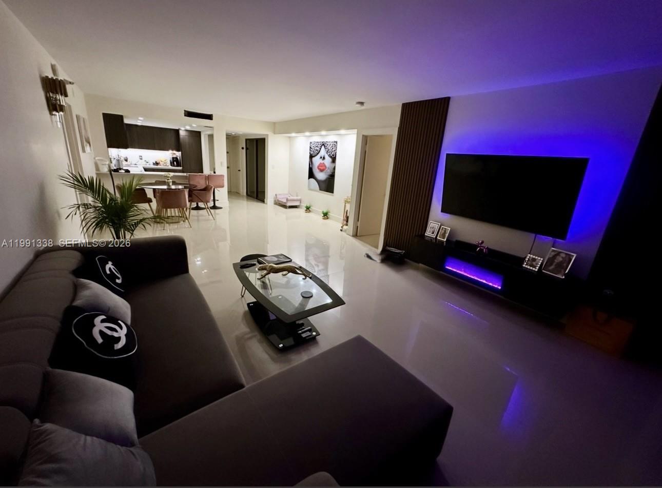 20505 E Country Clb Dr #1739 Aventura, FL 33180