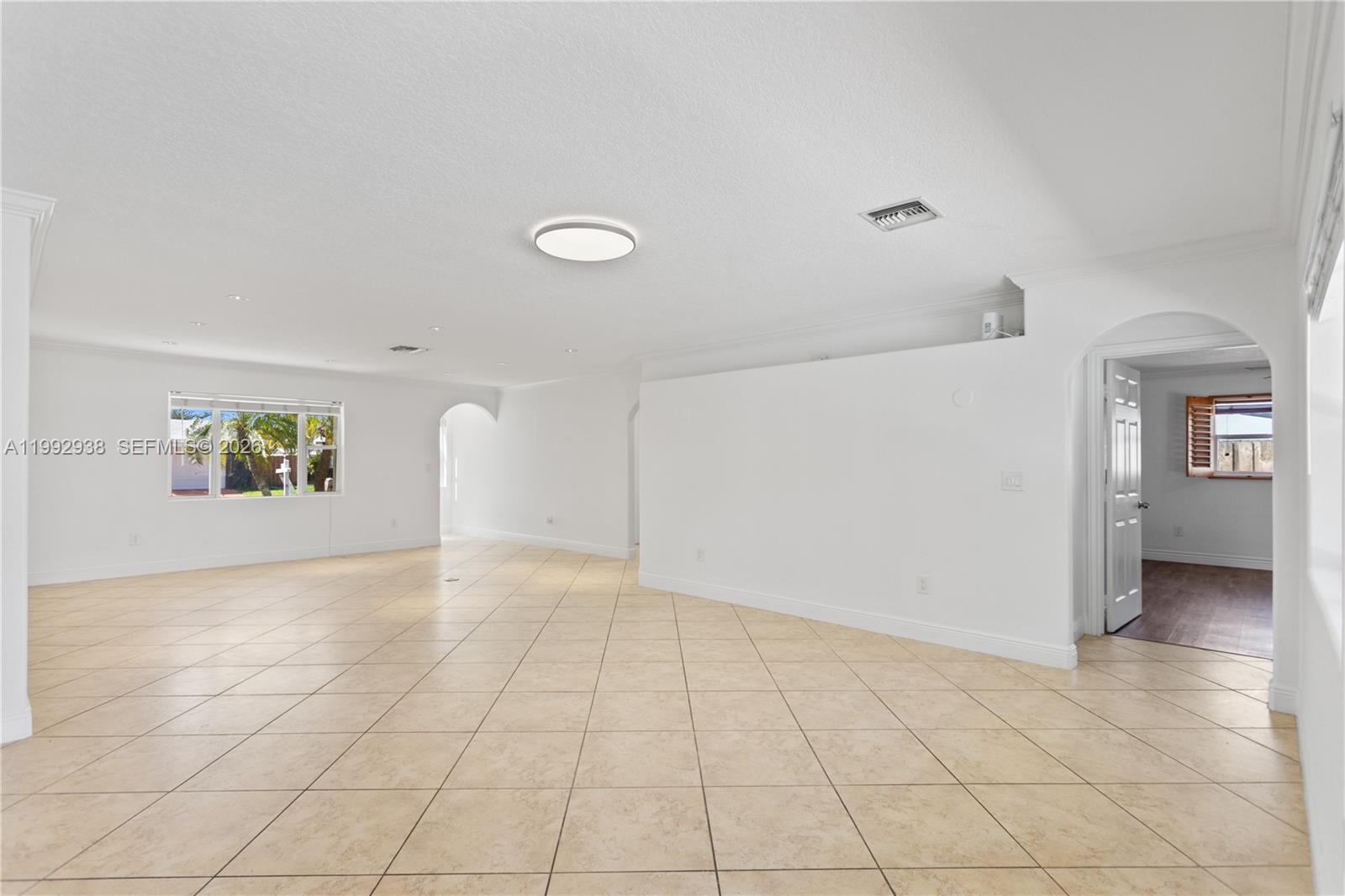 405 SE 4th Ter Dania Beach, FL 33004